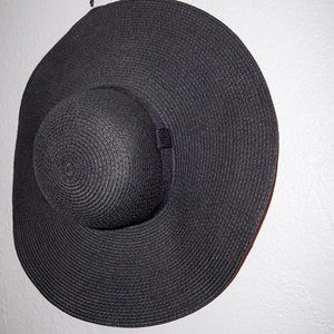 Black Floppy Sun Hat